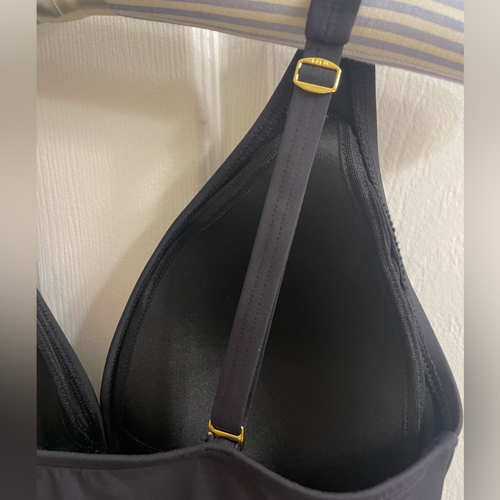 🌊NWT! Bleu Rod Beattie Black Tankini Top. Size 8D. Retail price $89 - Picture 11 of 13